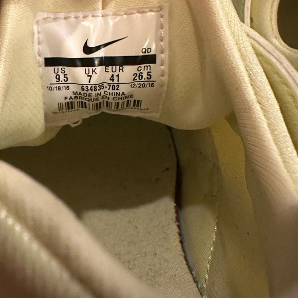 Nike Air Huarache - Picture 7 of 8